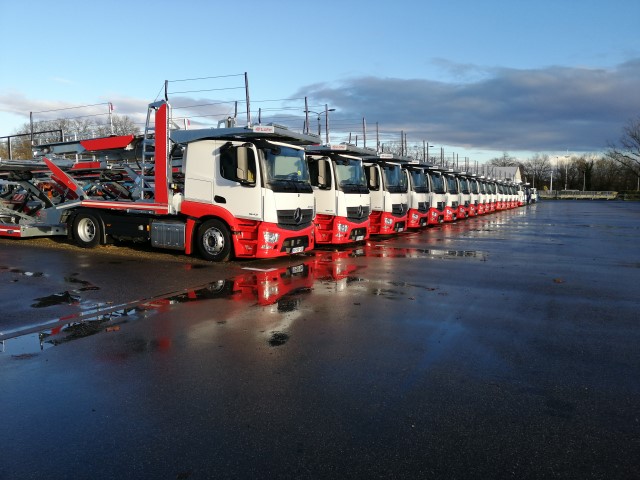 Our fleet is modernised with 9 new trucks and 15 new trailers